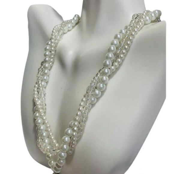 Vintage Twisted Braided Graduated White Faux Pearl Layered Beaded Necklace 17” - Picture 5 of 7